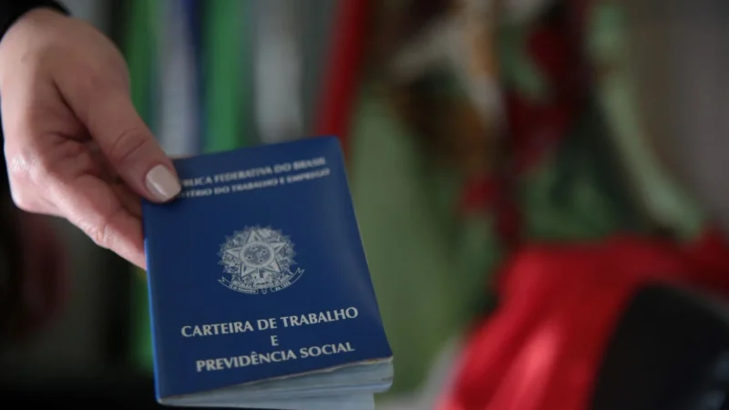 Santa Catarina chega ao pleno emprego com a menor taxa de desocupação dos últimos 10 anos