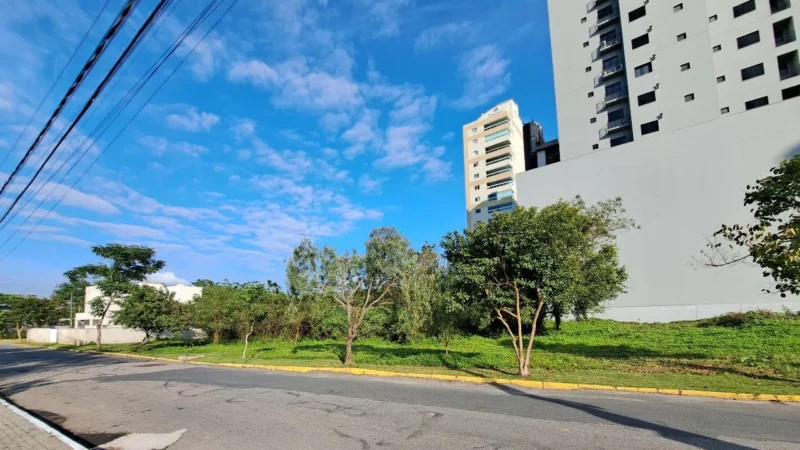 Governo de Santa Catarina promove leilão de imóveis e espera arrecadar mais de R$ 50 milhões