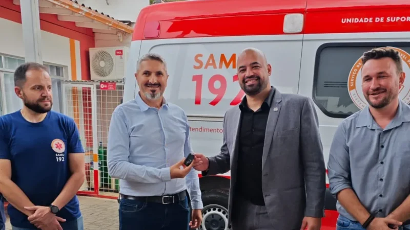 SAMU de Chapecó recebe duas novas ambulâncias para renovação da frota e reforça a qualidade nos atendimentos