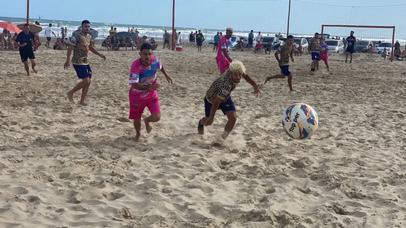 As redes balançaram 18 vezes na abertura do praião da Praia da Caçamba