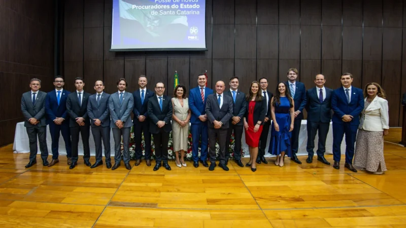 Novos procuradores do Estado tomam posse na PGE/SC