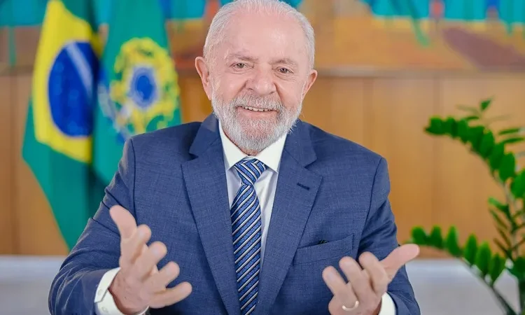 Pelo estado: oposição pede impeachment de Lula