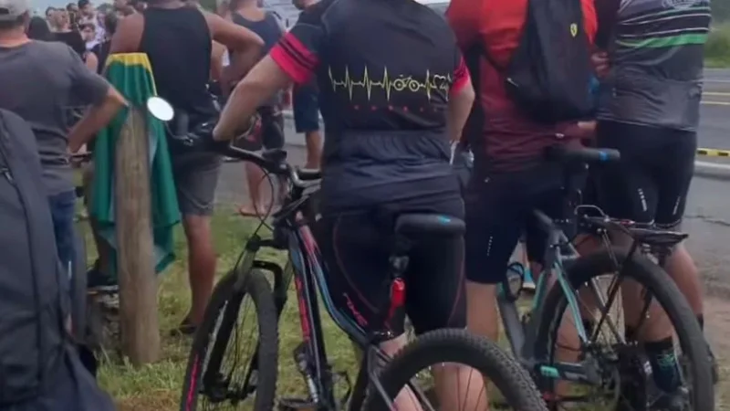 CICLOVIA JÁ – manifestação reúne ciclistas, sociedade e lideranças para pedir a obra na SC-447.
