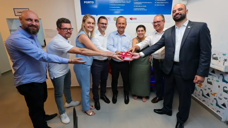 Dengue SC: governador Jorginho Mello entrega primeiros equipamentos que indicam a gravidade da doença