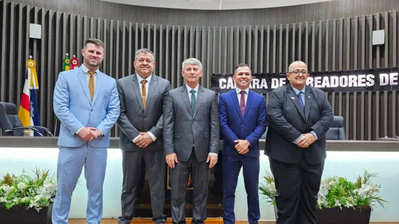 Vereador Paulinho é eleito por unanimidade presidente da Câmara Municipal
