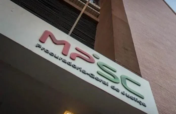 MPSC faz operação de busca e apreensão na Prefeitura de Balneário Gaivota