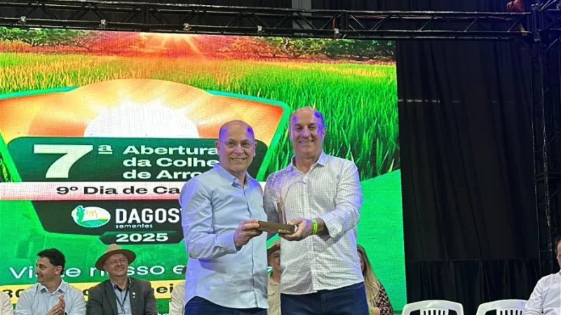 Zé Milton é Homenageado na 7ª Abertura da Colheita do Arroz de Santa Catarina
