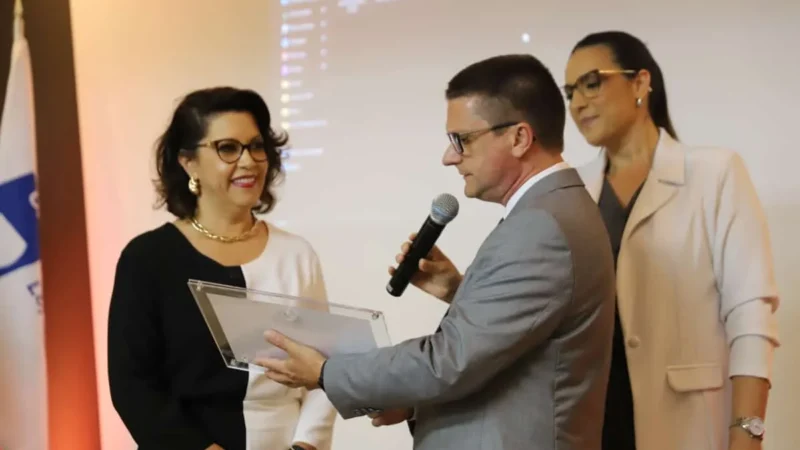 Nova diretoria da CDL Criciúma toma posse para o biênio 2025-2026