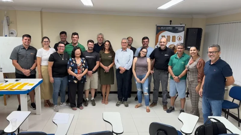 Cooperativa de ceramistas projeta o futuro com ações no presente