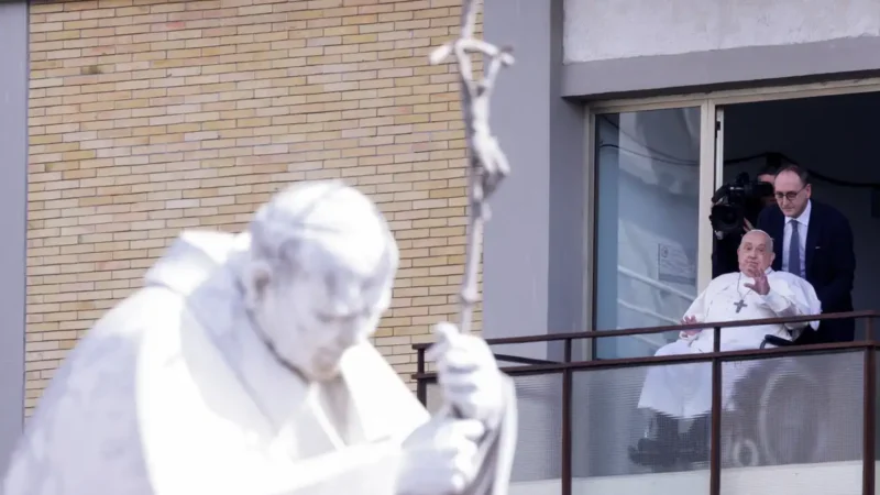 Primeiro latino a ocupar pontificado da Igreja Católica, Papa Francisco morre aos 88 anos