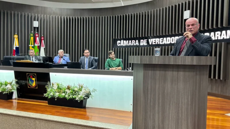 Com lágrimas e aplausos, Jorge Ghiraldo celebra retorno como delegado em Araranguá