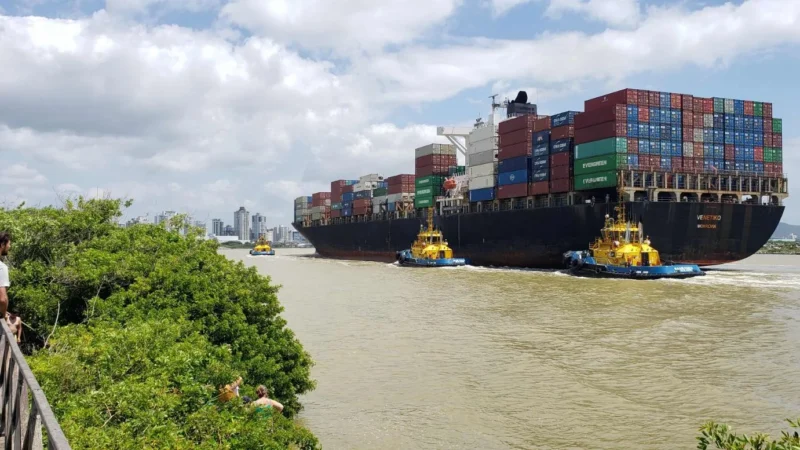 Porto de Itajaí bate marca de 1,2 milhão de toneladas em março e registra crescimento de 10%
