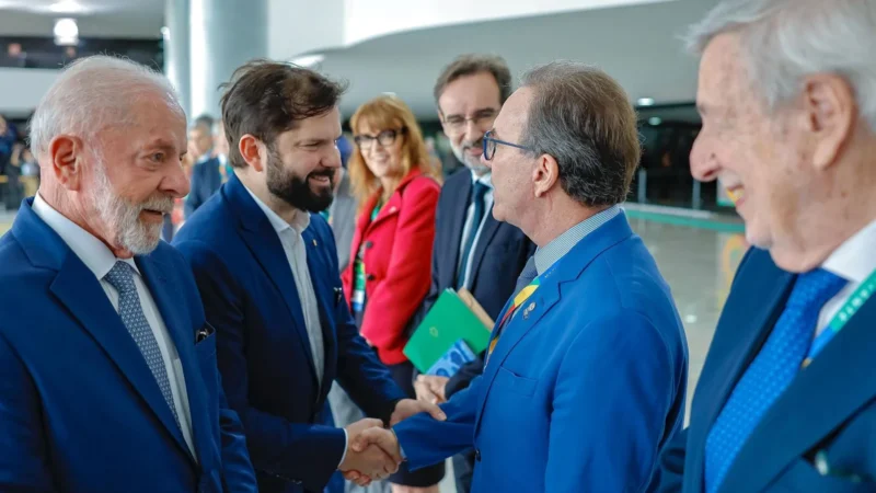 Com Lula e Boric, Sebrae fecha acordo histórico com o Chile e impulsiona exportações de pequenos negócios em SC