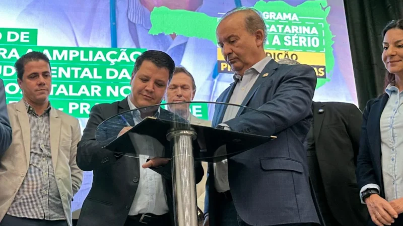 Governador Jorginho Mello anuncia pacote de investimentos em infraestrutura e saúde para Praia Grande