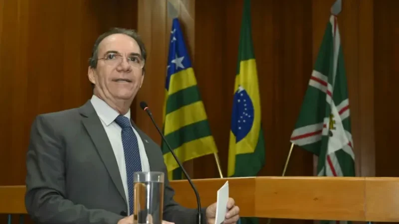 Porto de Itajaí volta a operar com investimento federal e críticas à omissão do governo estadual