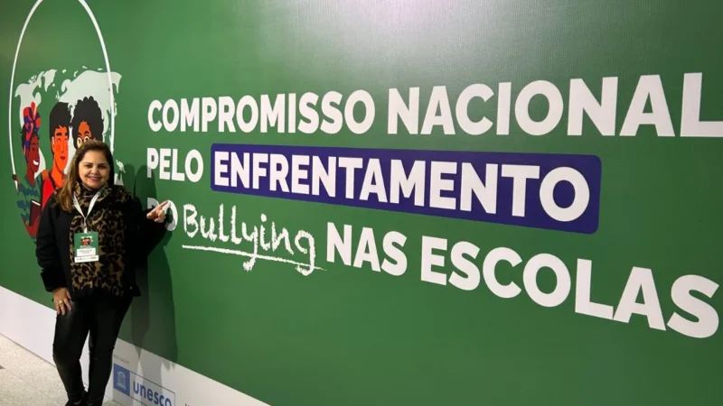 Secretária de Educação representa Undime/SC em seminário internacional sobre bullying