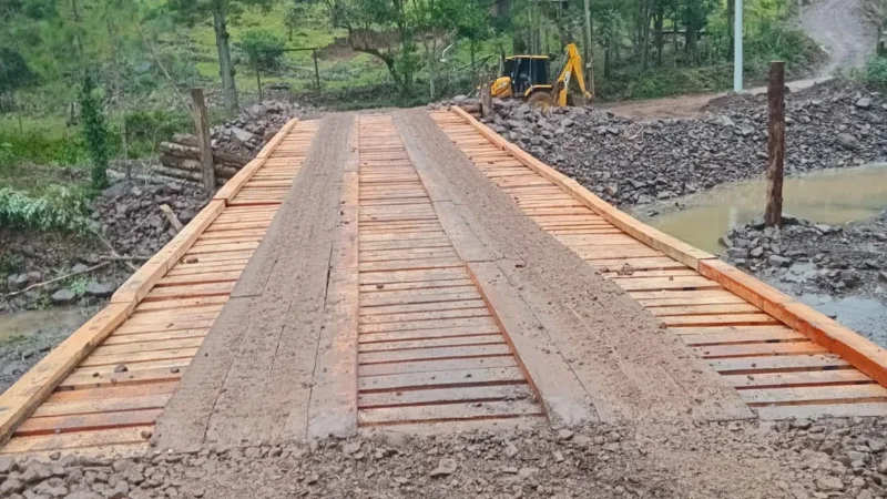 Figueira Bordignon recebe primeira ponte de madeira em Timbé do Sul