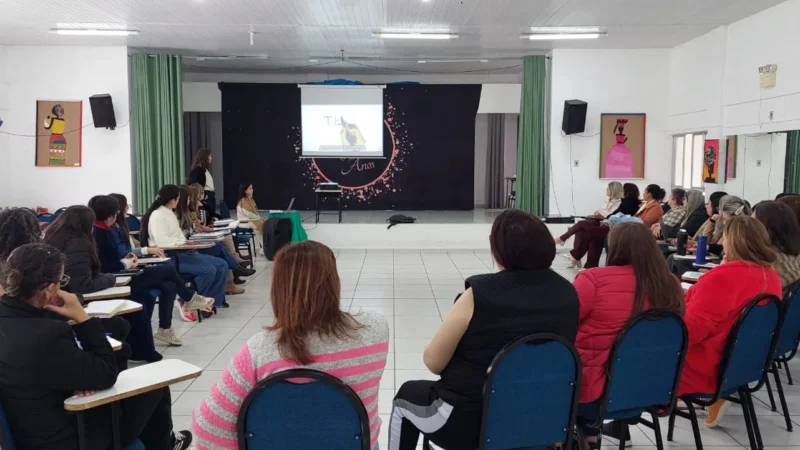 Projeto Girassol aprofunda formação sobre dislexia e avança na educação inclusiva em sombrio