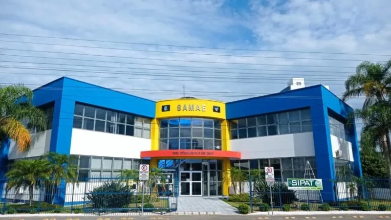 SAMAE de Araranguá investe em novo caminhão para reforçar serviços de esgoto