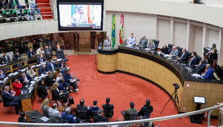 MPSC detalha apuração de inconsistências no Universidade Gratuita e propõe melhorias no sistema de bolsas