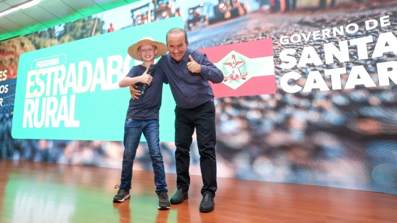 Governo lança programa “Estrada Boa Rural” com R$ 2,5 bilhões para transformar infraestrutura no interior de SC