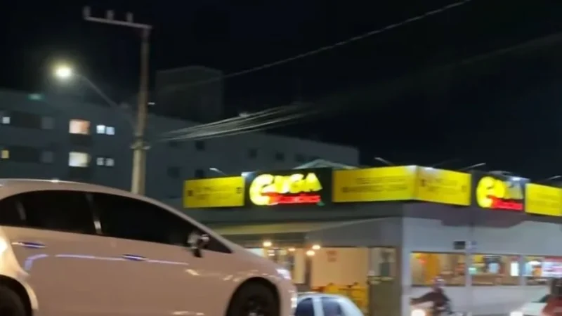 Colisão entre dois carros é registrada na Jorge Lacerda, em Araranguá