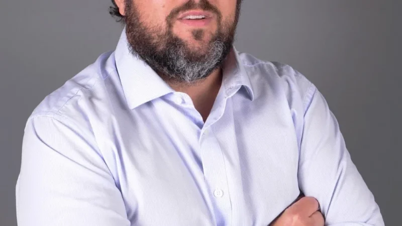 Pelo Estado: “Um dos principais entraves para expansão é a concentração produtiva de gás natural no litoral”