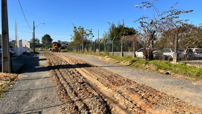 Nova pavimentação melhora mobilidade no Jardim das Avenidas, em Araranguá