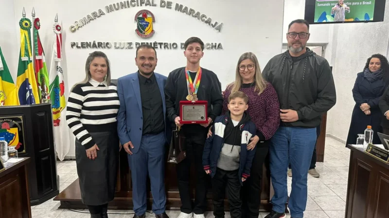 Estudante homenageado e demandas comunitárias marcam sessão da Câmara de Maracajá