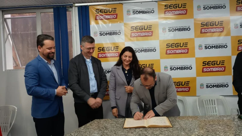 Rafael dos Santos assume interinamente a Prefeitura de Sombrio