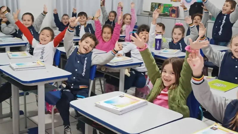 De volta às aulas: Rede Municipal de Araranguá inicia novo semestre letivo