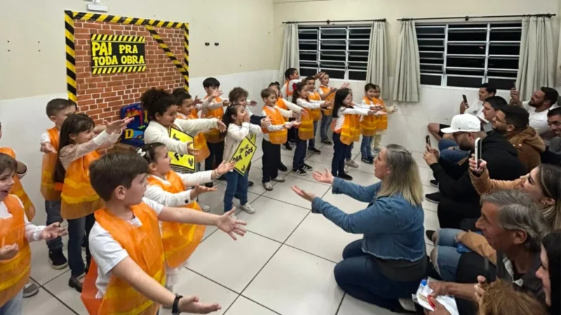 CEIs da Afasc comemoram Dia dos Pais com atividades que reforçam vínculo entre família e escola