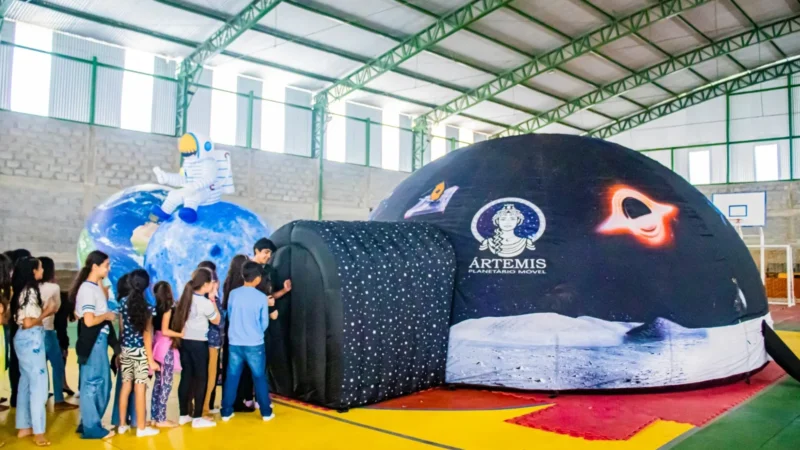 Semana da Astronomia leva ciência e descobertas à Escola Antônio Stuart e à rede municipal de Sombrio