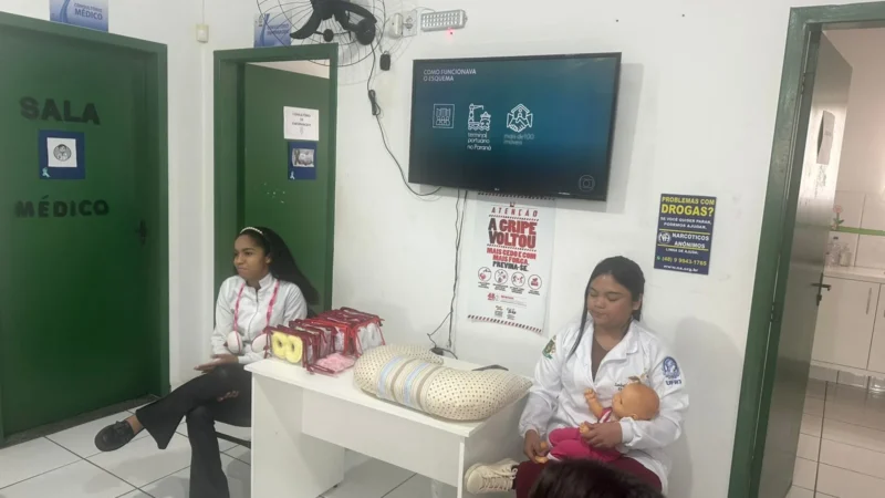 Agosto Dourado: Gestantes participam de palestra sobre aleitamento materno na UBS da Divinéia