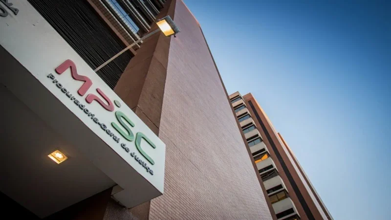 MPSC envia ao Ministério Público Federal investigação sobre suposta xenofobia de influenciadores nas redes sociais