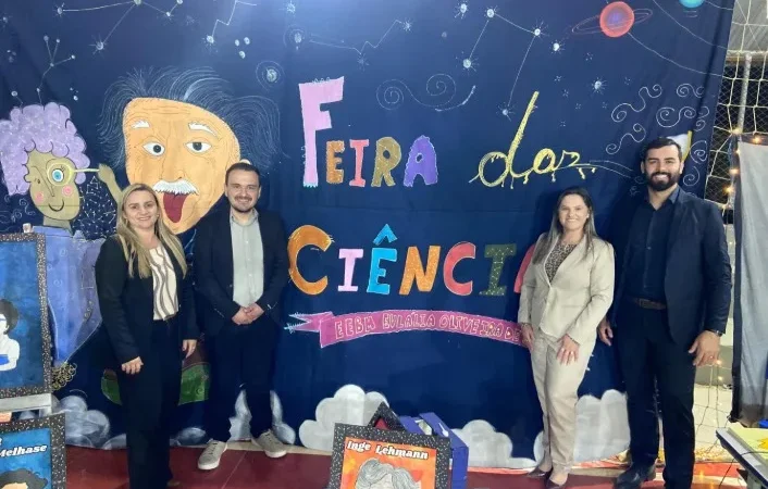 Vereadores prestigiam a 2ª Feira das Ciências da Escola Eulália em Maracajá
