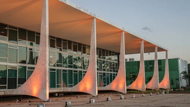 STF condena mais 119 pessoas pelos ‘atos antidemocráticos’ de 8 de janeiro