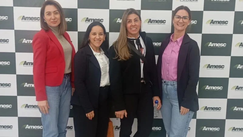 Araranguá fortalece debate sobre acolhimento familiar em roda de conversa promovida pela AMESC