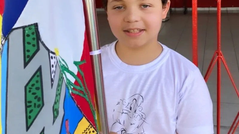 Escolas municipais de Araranguá celebram Semana da Pátria com civismo e alegria