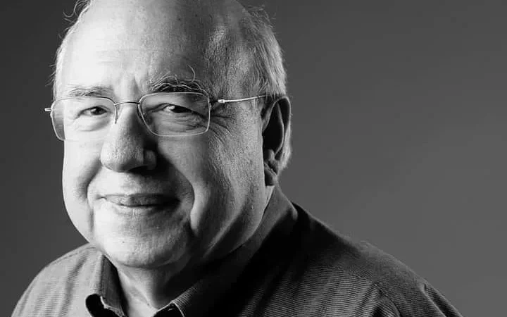 O Homem Trocado – Quando o azar vira comédia