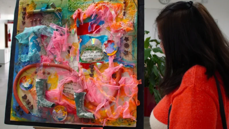 Arte, afeto e superação: Afasc e Apae se unem para exposição de trabalhos de grupo de idosos