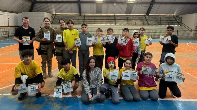 “Seja Visto”: Sombrio inicia campanha para reduzir acidentes com educação nas escolas