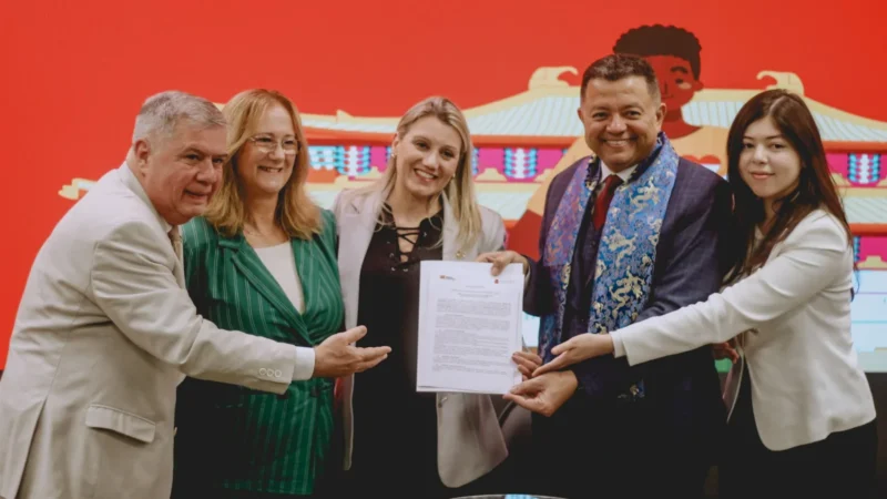 Na China, deputado Mário Motta lançará projeto pioneiro de intercâmbio para estudantes catarinenses