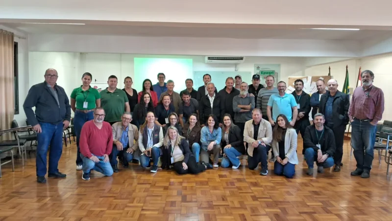 Capacitação fortalece atuação dos Conselhos Municipais de Desenvolvimento Rural na Amesc
