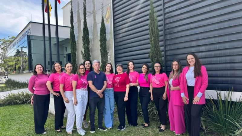 Câmara de Vereadores de Araranguá apoia Outubro Rosa e reforça importância da prevenção ao câncer de mama