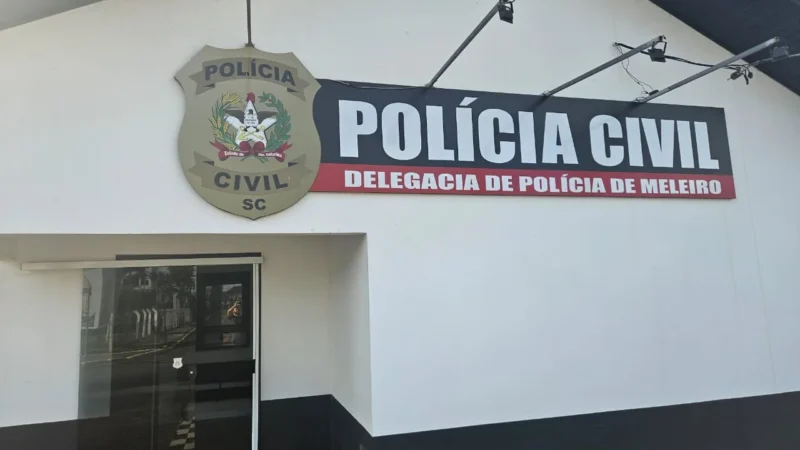 POLÍCIA CIVIL PRENDE HOMEM POR VIOLÊNCIA DOMÉSTICA E OUTRO POR TRÁFICO DE DROGAS EM MELEIRO