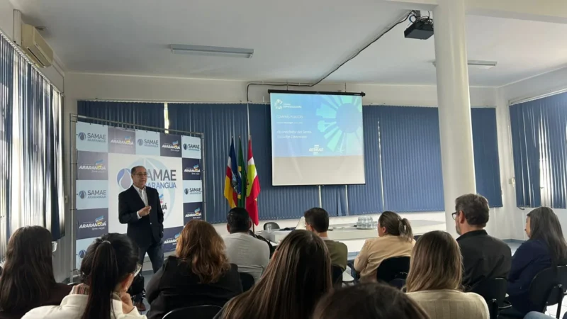 ARARANGUÁ PROMOVE CAPACITAÇÃO PARA SERVIDORES SOBRE LICITAÇÕES PÚBLICAS