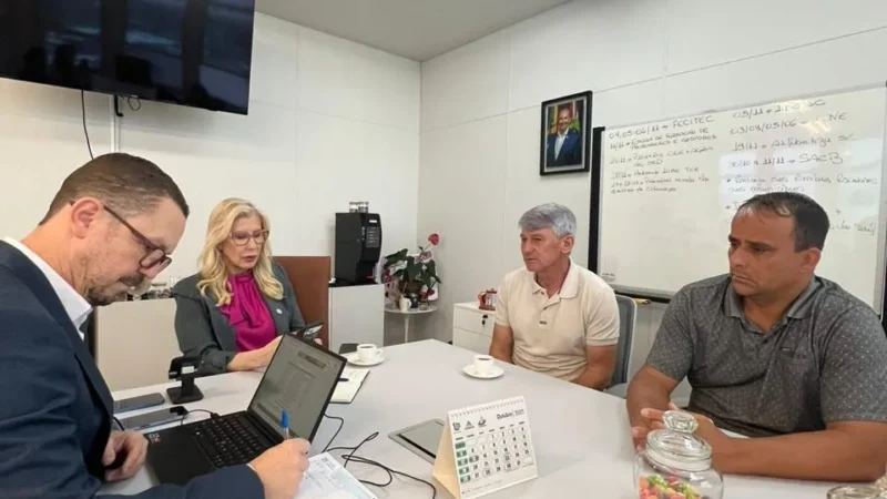 Presidente da Câmara busca apoio do Estado para novas estruturas educacionais em Araranguá