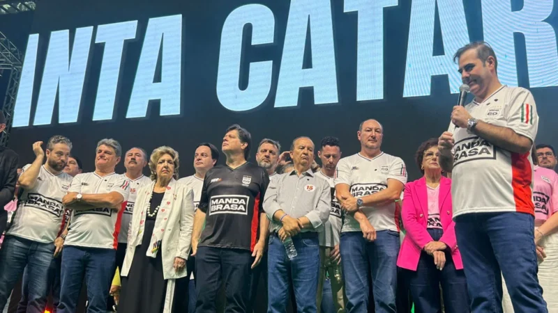 MDB celebra 60 anos com demonstração de força política em Balneário Camboriú