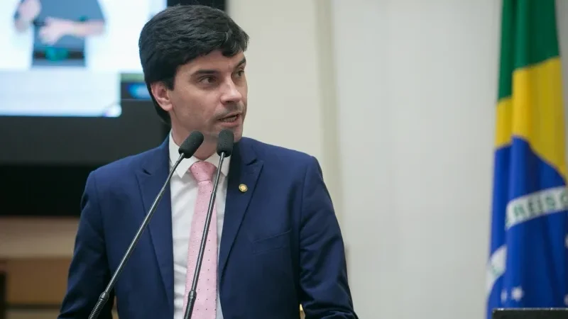 Assembleia Legislativa não pode impichar secretários de estado